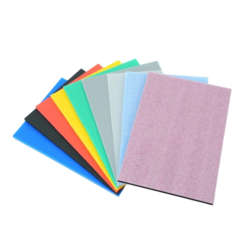 Papan Berongga PP Laminasi Lembut Anti Gores